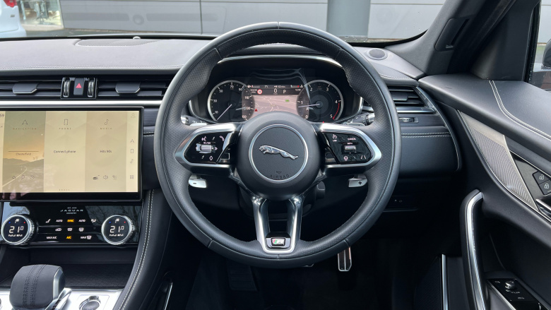 Jaguar F-Pace 2.0 D200 R-Dynamic Black 5dr Auto AWD Diesel Estate